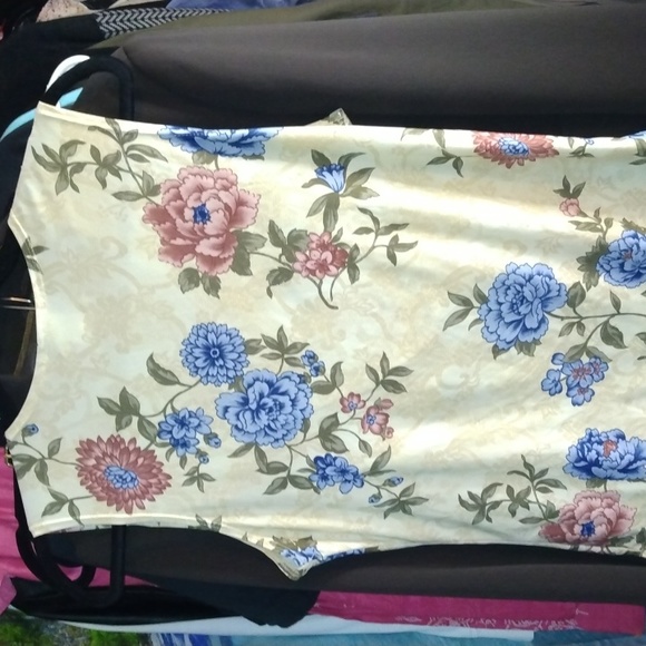 Jessica sport women's floral beige top Sz 10/12 - Picture 8 of 12